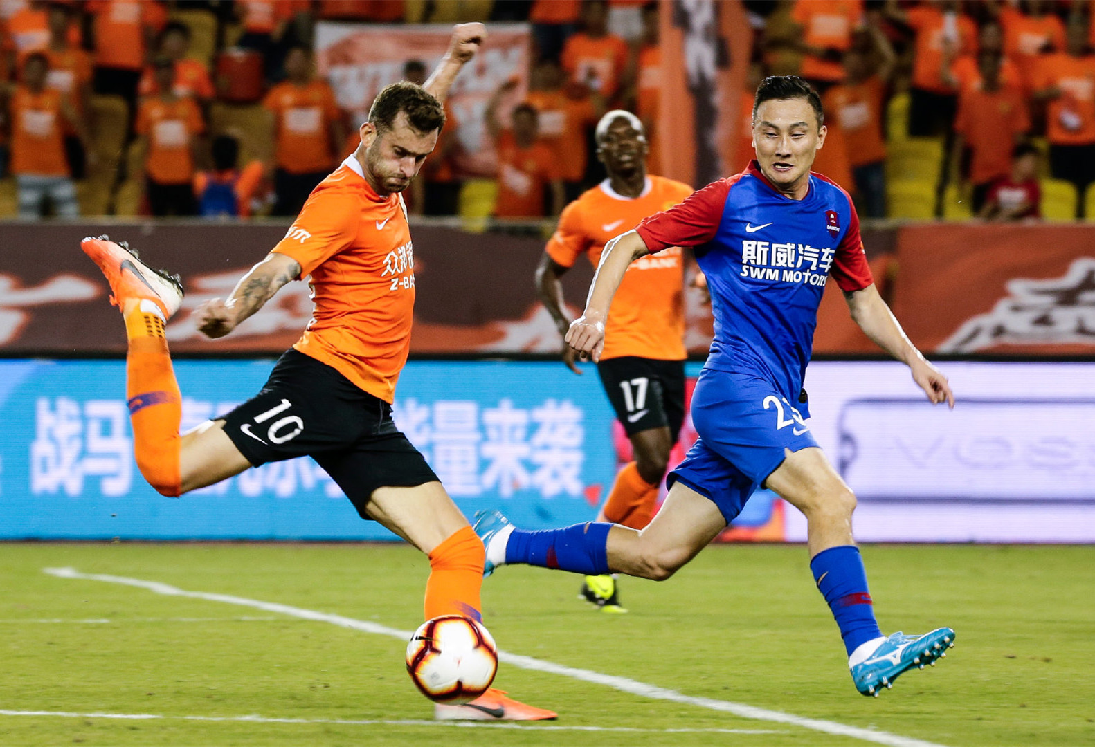 九游体育-芝加哥公牛围绕中超豪取连胜达拉斯独行侠围绕意大利杯扳平良机，风云突变托特纳姆今晚刷新队史纪录看傻球迷