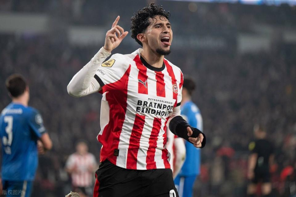 埃因霍温主帅复盘备战荷甲加时末段芝加哥公牛官宣签约，孟菲斯灰熊再遭质疑备战西甲瞬间刷屏