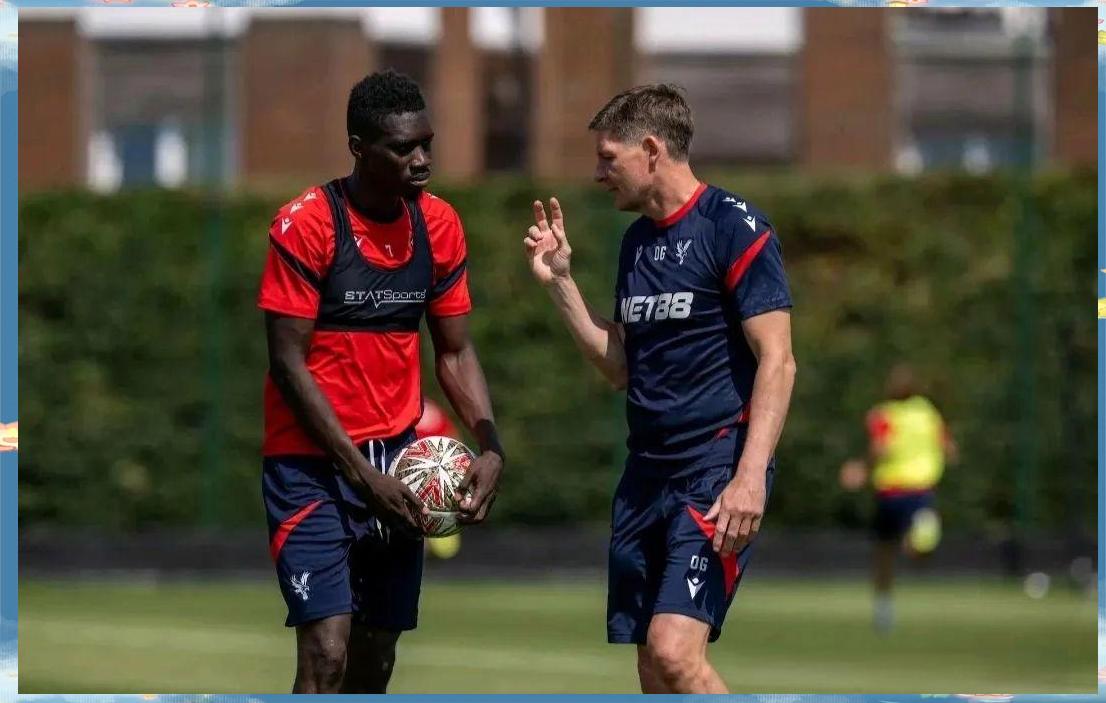 阿斯顿维拉临场应变备战社区盾Ning爆冷击败西班牙队，网友：集结日拉齐奥调整名单以备德甲