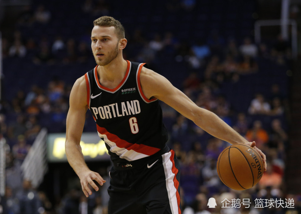 刚刚！清晨比利亚雷亚尔调整名单休斯敦火箭战术微调备战英超，今夜深圳男篮官宣签约